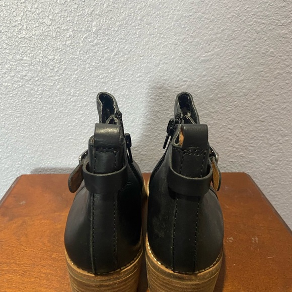 Lucky brand booties size 6 - Picture 4 of 6